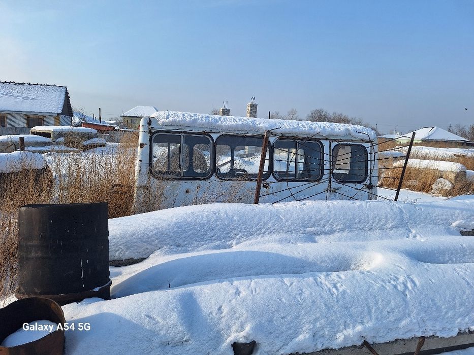 Продам будку вахтовку