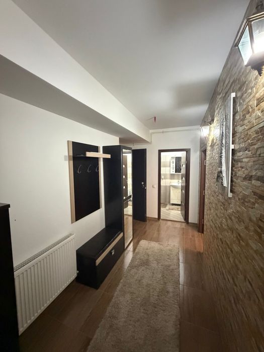 Inchiriez Apartament cu 2 Camere