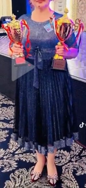 Жылтыр көйлек.қара капронмен