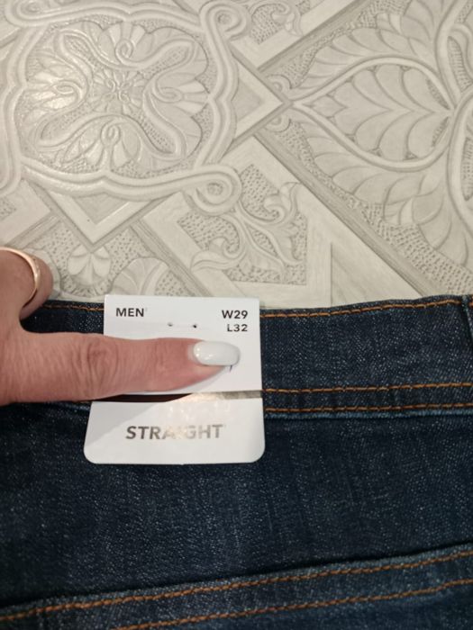 Продам мужские джинсы