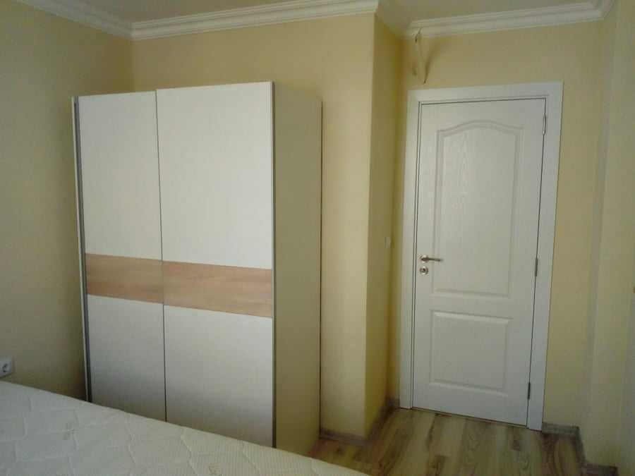 Дава се под наем Двустаен апартамент в Бургас, Лазур - 70 кв.м за 385 € - Снимка #2