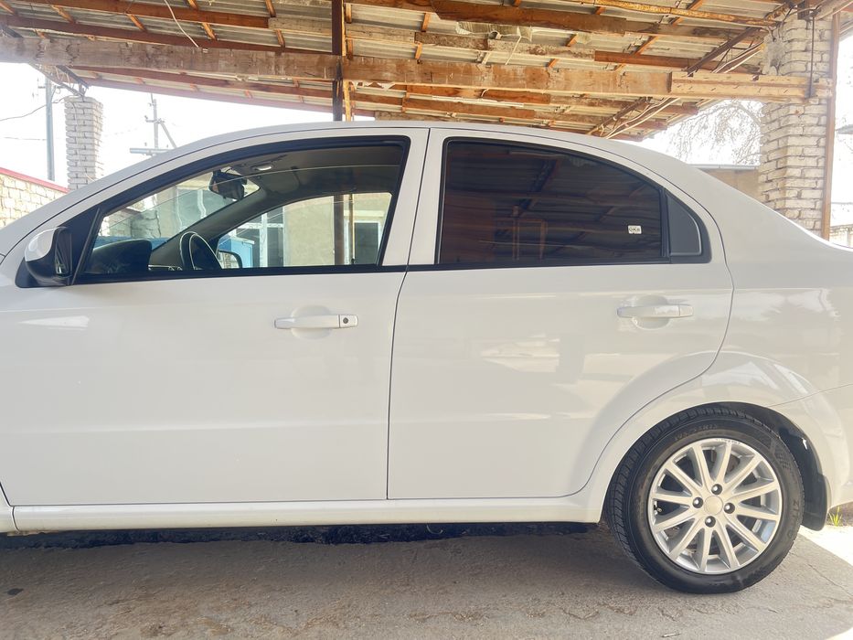 nexia 3 avtomat 2017 euro 7500$