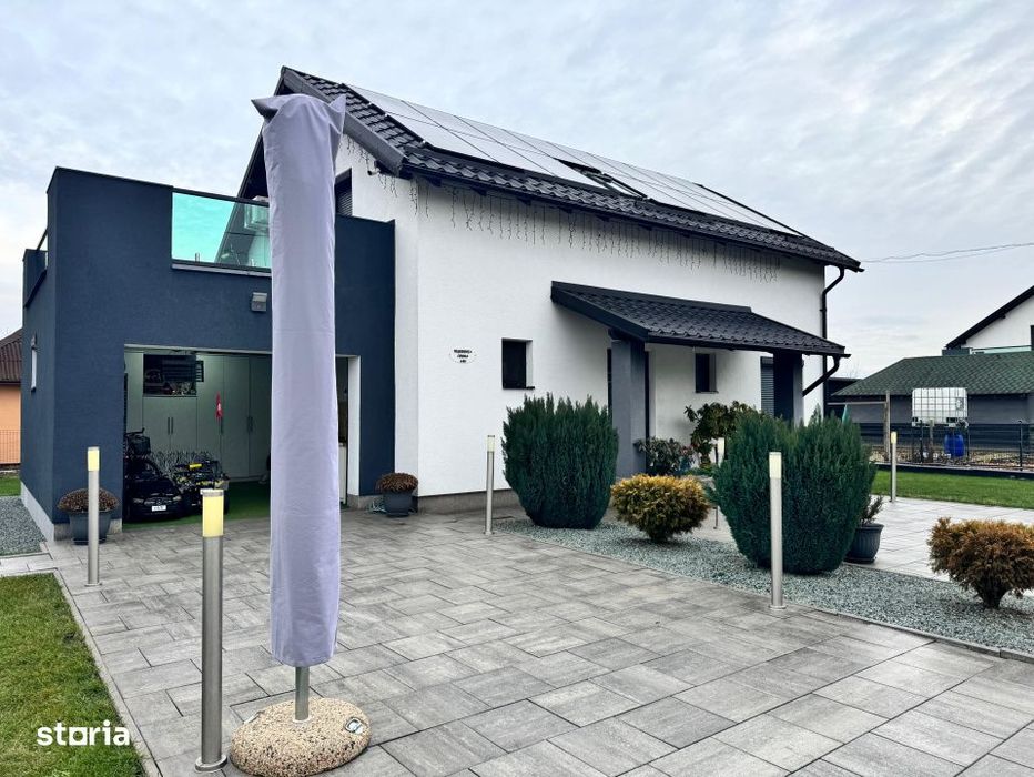 Casa moderna, complet mobilata, cu panouri solare, jacuzzi,aproape de