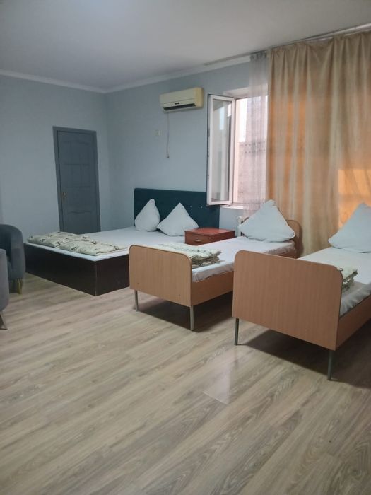 Хостел              .