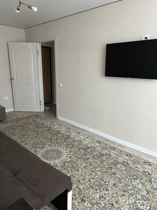 4 мкр, возле Азия Молл