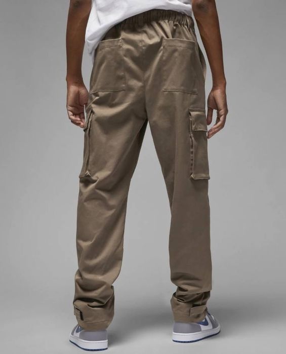 Карго Nike коричневый