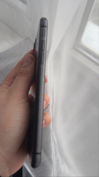 iPhone 11 - Pentru piese / Reparabil