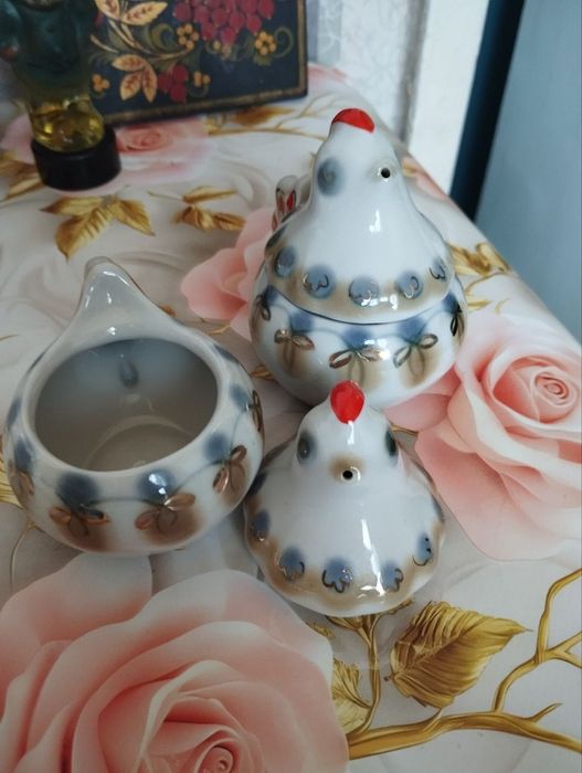 Фарфоровые горчичница и солянка СССР
