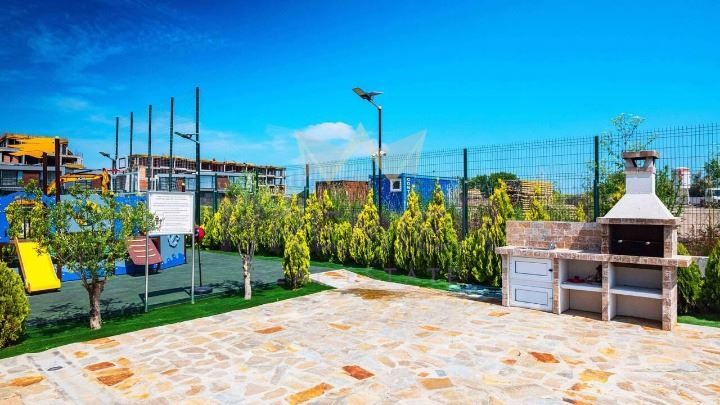 Продава се Двустаен апартамент в Бургас, Сарафово - 66 кв.м за 1384 €/кв.м - Снимка #9