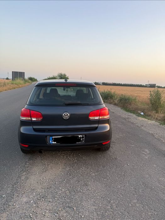 VOLKSWAGEN Golf 2010 — imagine 4