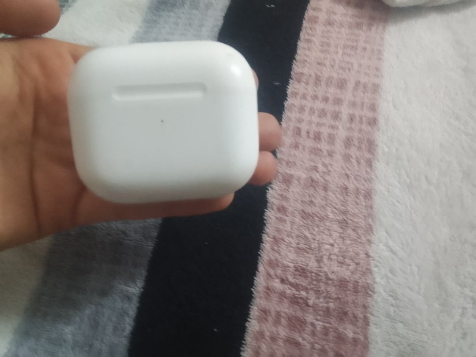Наушники airpods