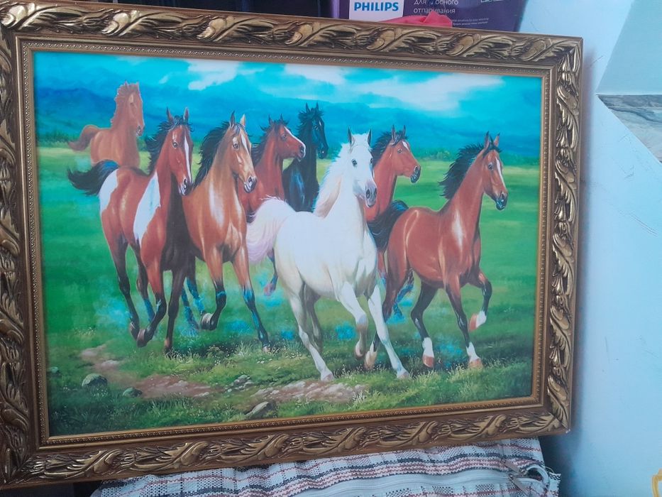 Продам картину лошади