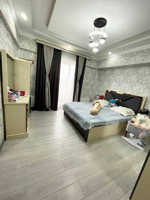 Shayxontohurda 2 xonali kvartira beriladi