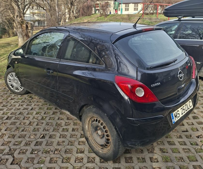 Opel Corsa D 1.0 Benzină – 2008