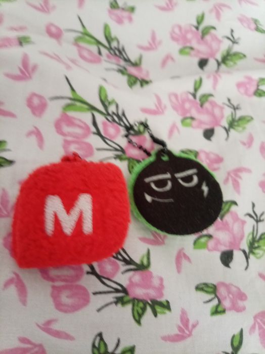 Игрушки мягкие .