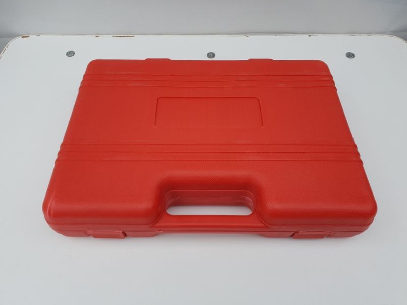 Dispozitiv Pompa cu vaccum aerisit lichid de frana