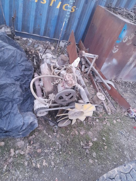 Зил урал матор сотилади