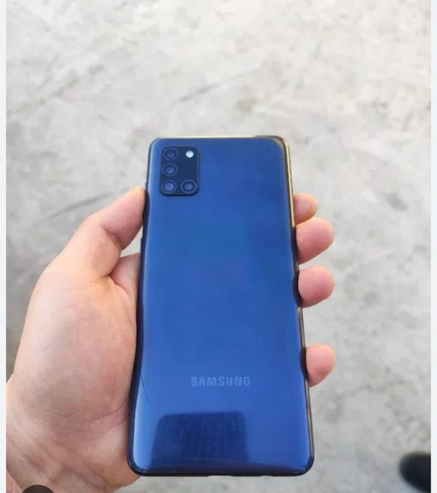 Самсунг А31 телефон