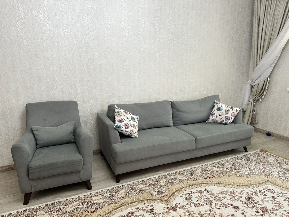 Продам диван с креслом