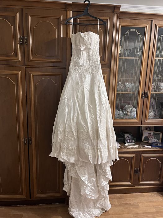 Свадебное платье.