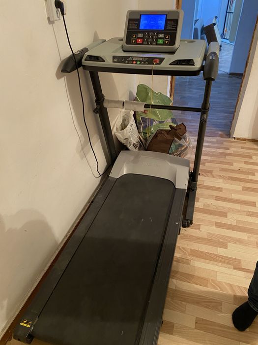 Беговая дорожка новая