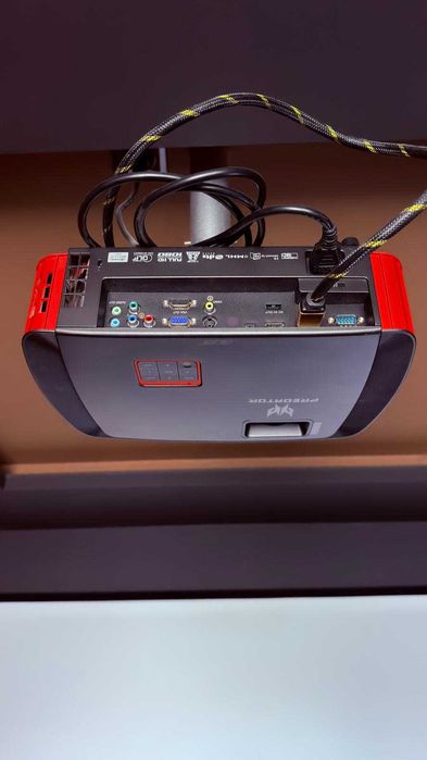 Проектор Acer Predator Z650 с чанта и 3D очила, DLP, 3D
