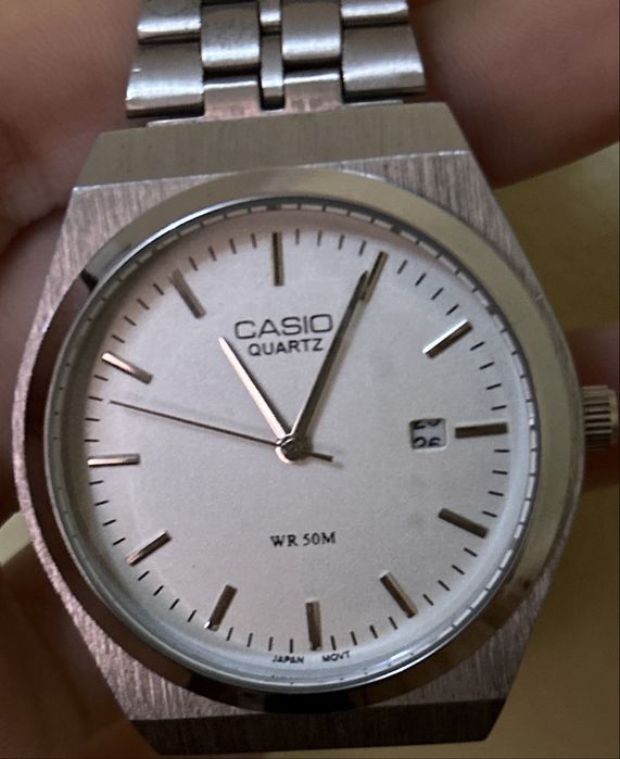 Casio Quartz часы