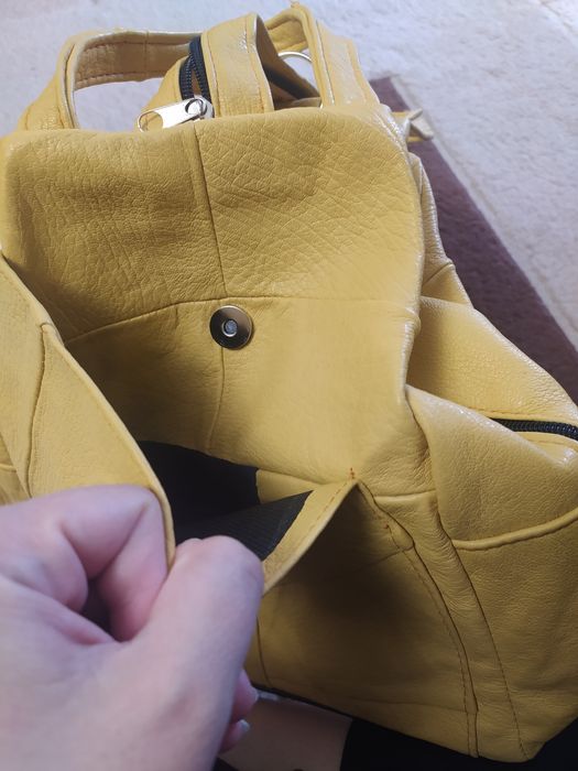 Раница - жълта естествена кожа