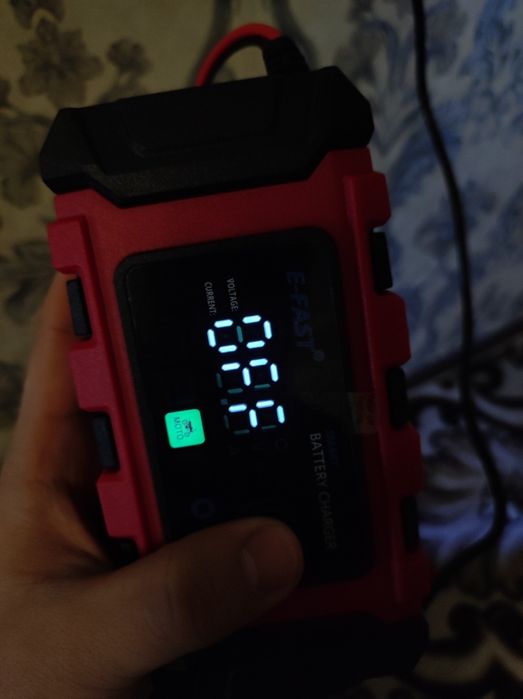 Skuter O'ragich va akumlator zaryadlahich