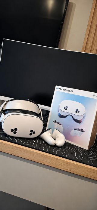 Meta quest 3s(cu strap si baterie externa)