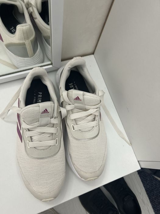 Кроссовки Adidas