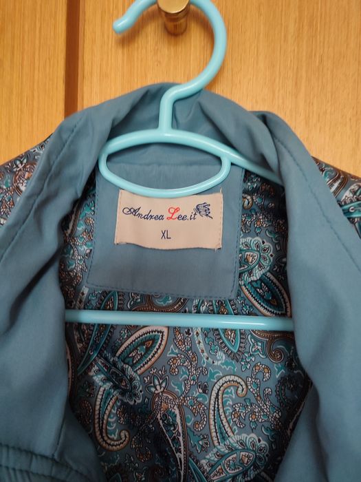 Светло син  тренч