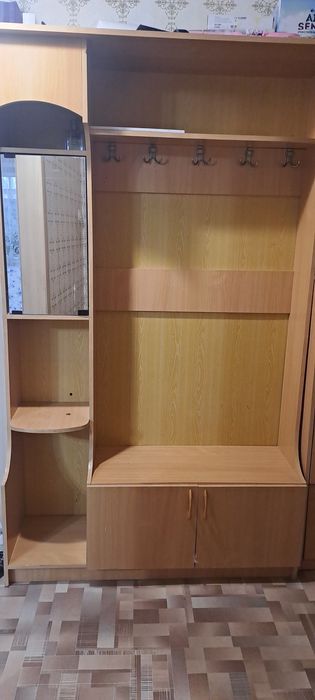 Шкаф для прихожий