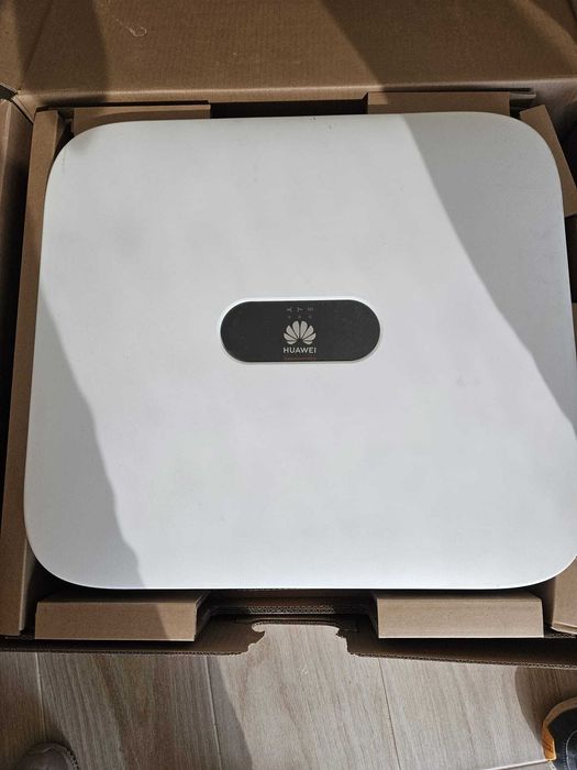 Invertor Huawei SUN2000 10KTL-M1 + Smart Power Sensor, garanție 2033