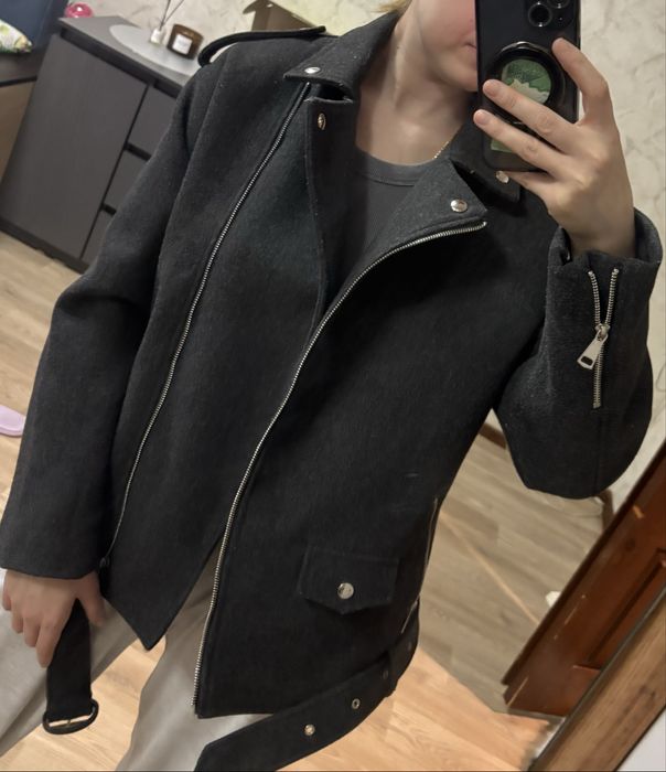 Продам куртку косуху