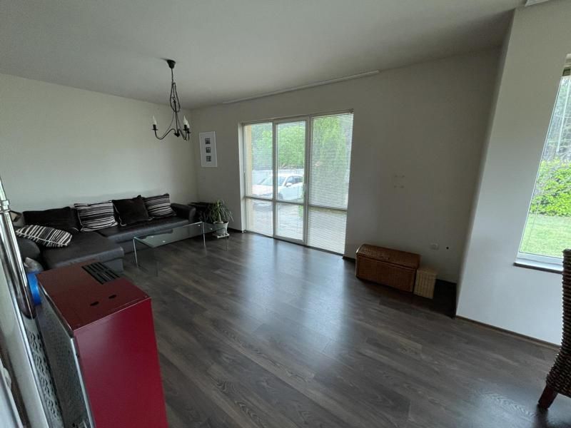 Къща, под наем, кв. Виница