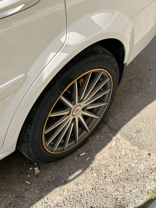 Vossem 205/50/R17 diska +balon