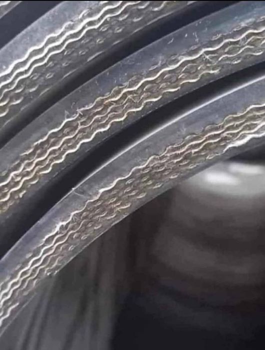 Vând bandă de cauciuc orice dimensiune grosime avem orice grosime