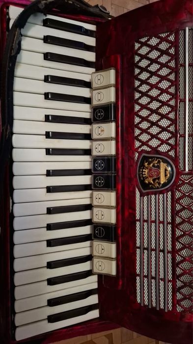 Royal Standar (Баян)