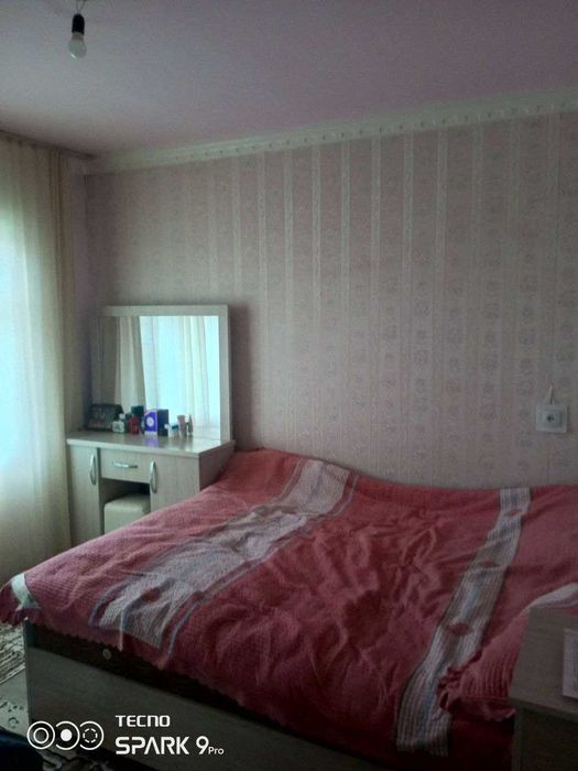 Кибрайда 2 хонали Квартира сотилади . 40 000$