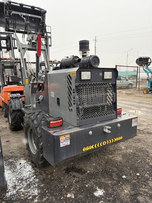 930 құмырсқа бел погрузчигі