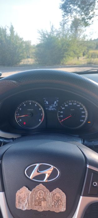 Продаю Hyundai Solaris