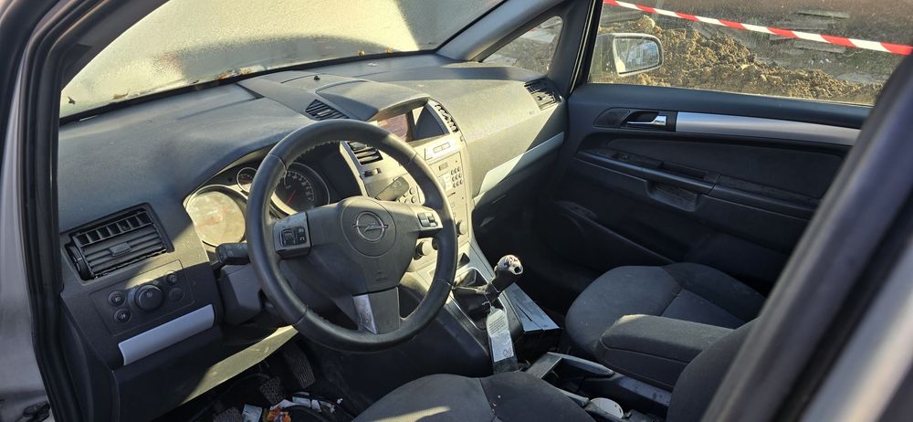 Opel Zafira B на части 1.9 150 коня