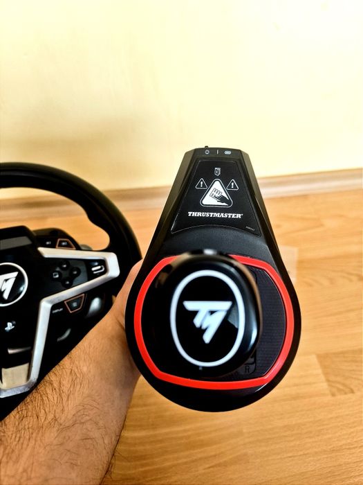 Висококачествен гейминг воланTHRUSTMASTER T248 +шифтър Thrustmaste