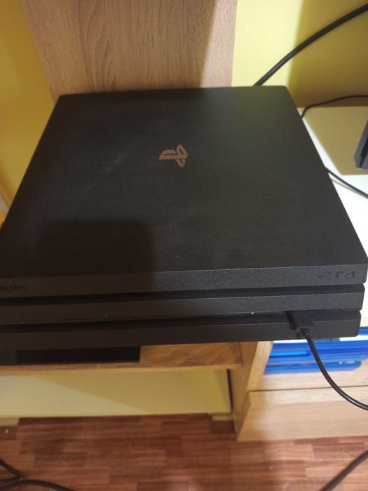 PlayStation 4+Подарък игри