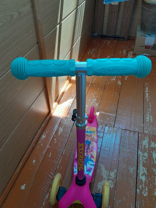 Самокат для девочки