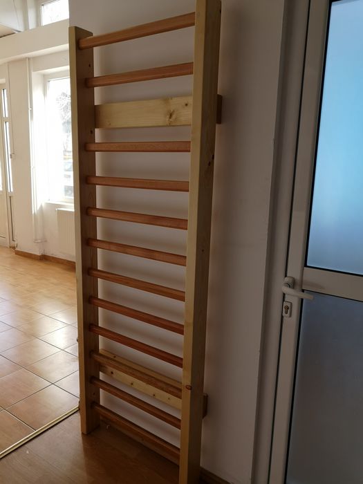 Spalier gimnastica 200/70 cm, 12 trepte, nelacuit