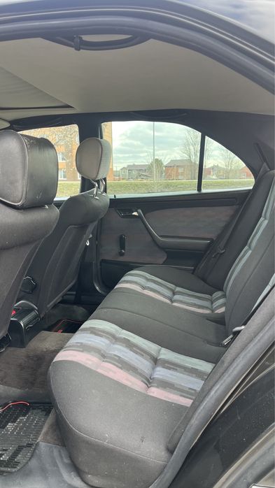 Продам Мередес С-180