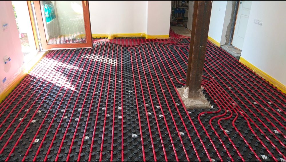 Instalator instalatii sanitare centrale termice curatare chimica