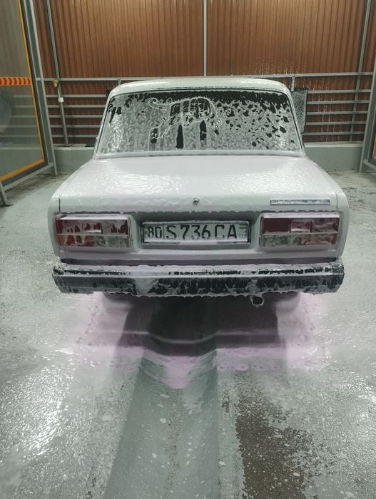Vaz 2107 sotiladi